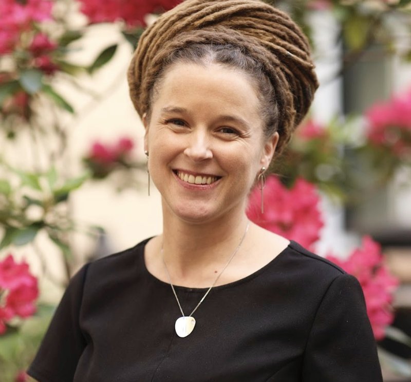 Amanda Lind Amanda Lind